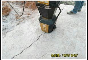 国产改装挖掘机视频,创新升级，演绎机械之美